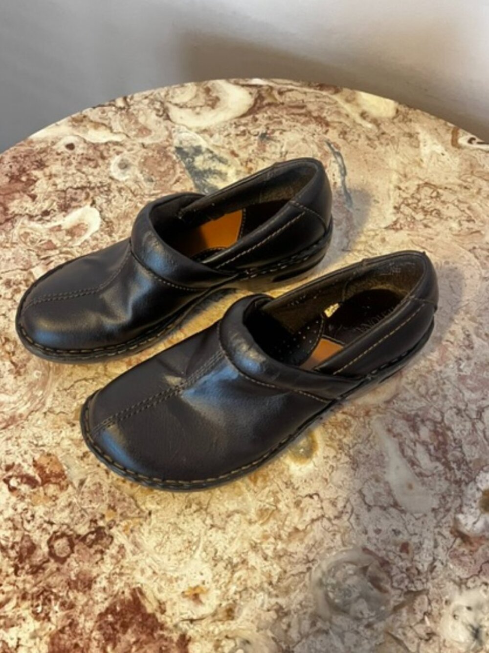 Women's Merona Loafer Shoe, Size 8, Brown, 2" heel, Good Condition! - So Cute!